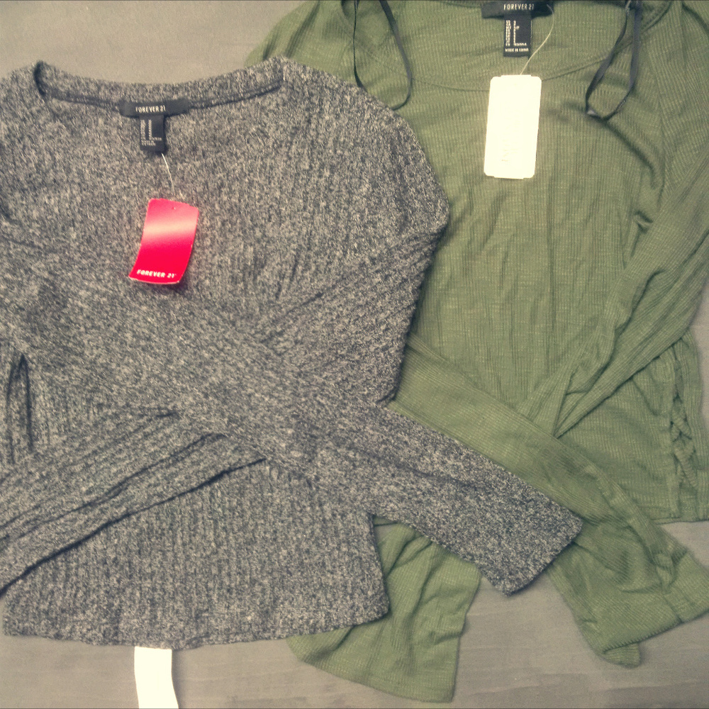 Forever 21 Long Sleeve Knit Crop Shirts M & S